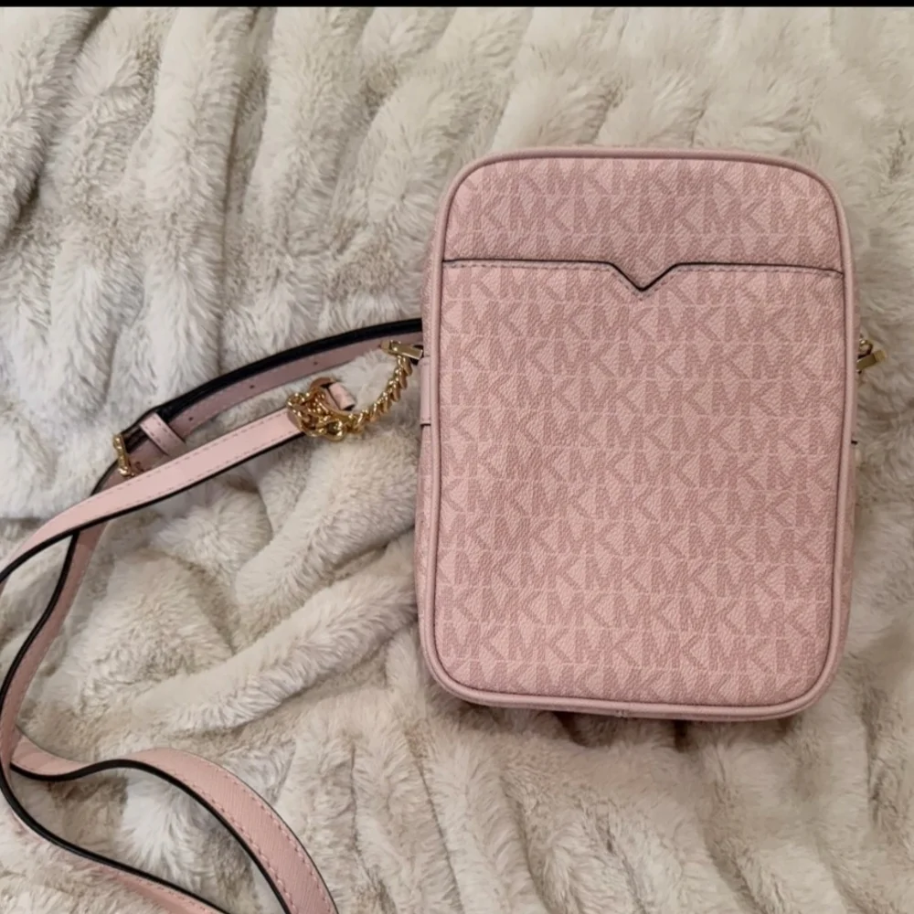 Michael Kors Blush Pink Monogram Crossbody Bag - Picture 2 of 3